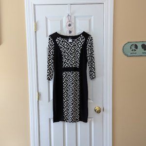 Libra Black and White Geometric Knee Length Dress